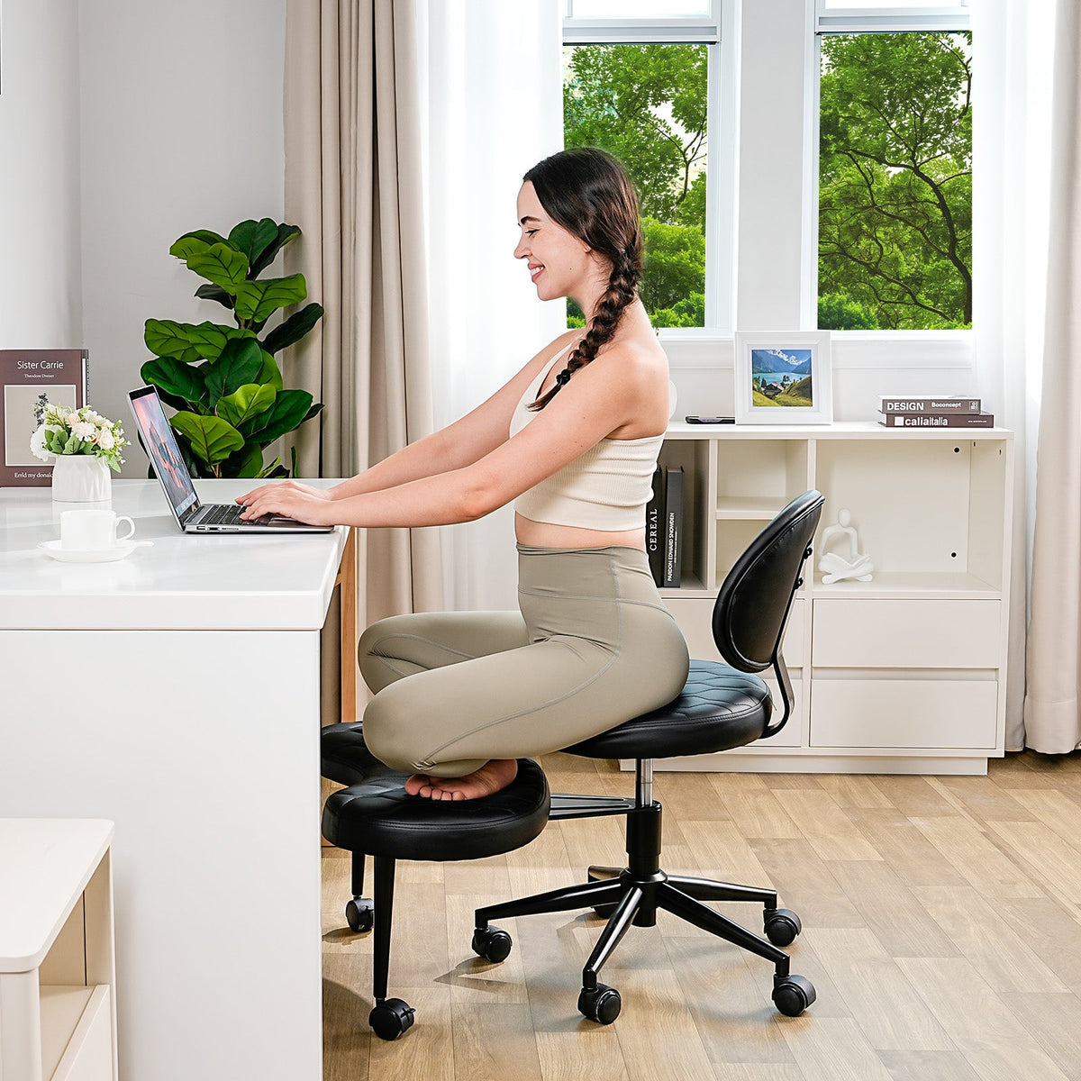 Ergonomic Cross-Legged Swivel Chair with Lumbar Support